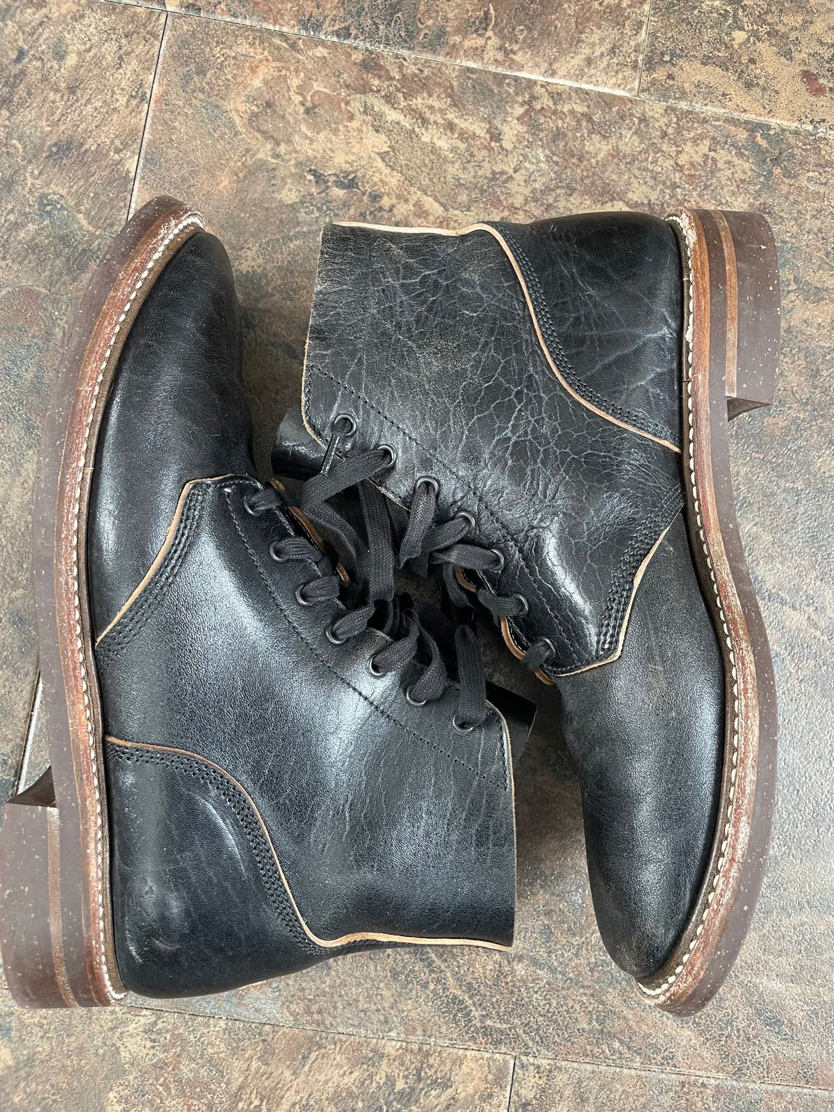 Photo by jeffa on February 5, 2024 of the John Lofgren M-43 Service Shoes in Shinki Black Teacore Horsebutt.