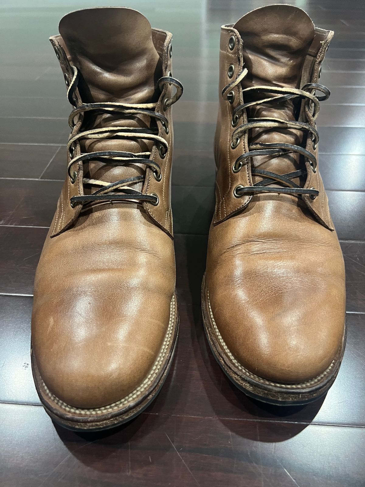 Photo by Rob on November 2, 2023 of the Viberg Service Boot in Horween Natural Chromexcel.