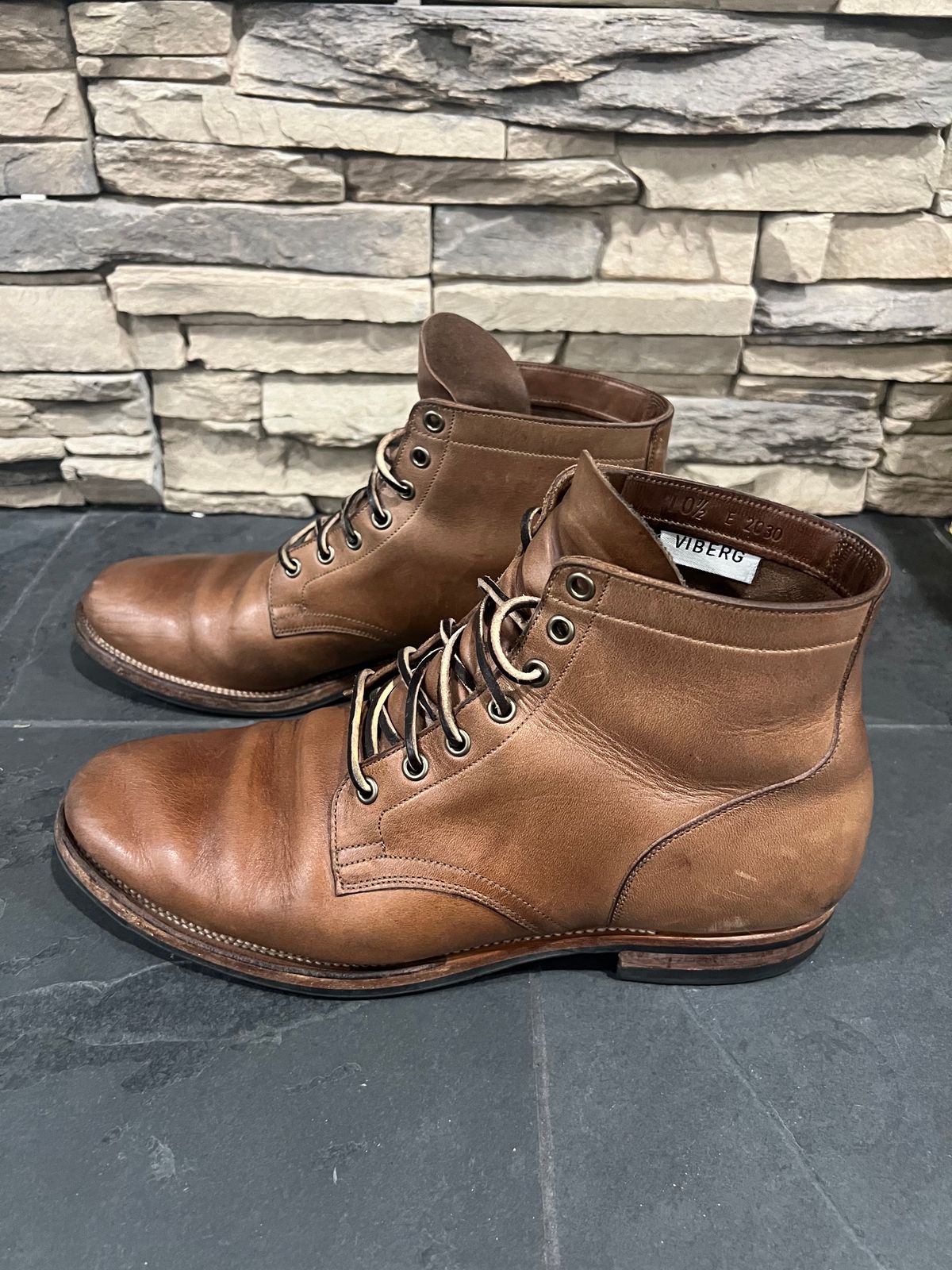 Photo by Rob on January 5, 2024 of the Viberg Service Boot in Horween Natural Chromexcel.