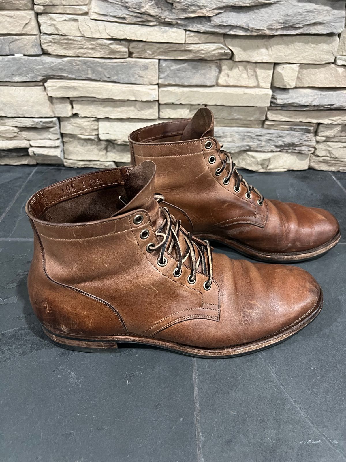 Photo by Rob on April 5, 2024 of the Viberg Service Boot in Horween Natural Chromexcel.