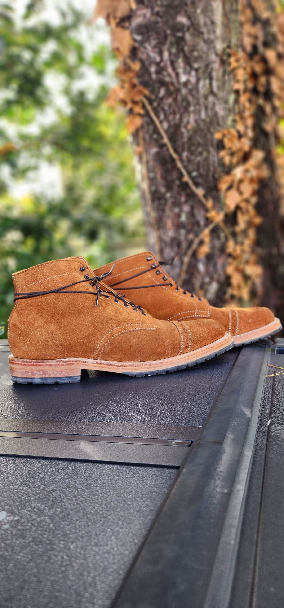 Photo by Rafy99 on October 6, 2022 of the White's Main Street Dress Toe Cap in Unlisted Leather.