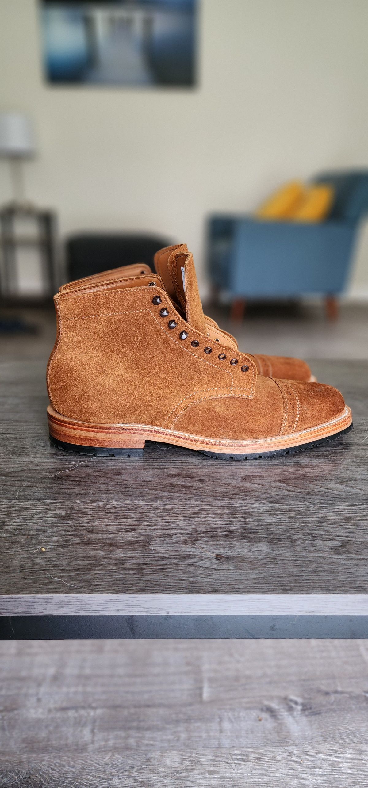 Photo by Rafy99 on October 6, 2022 of the White's Main Street Dress Toe Cap in Unlisted Leather.