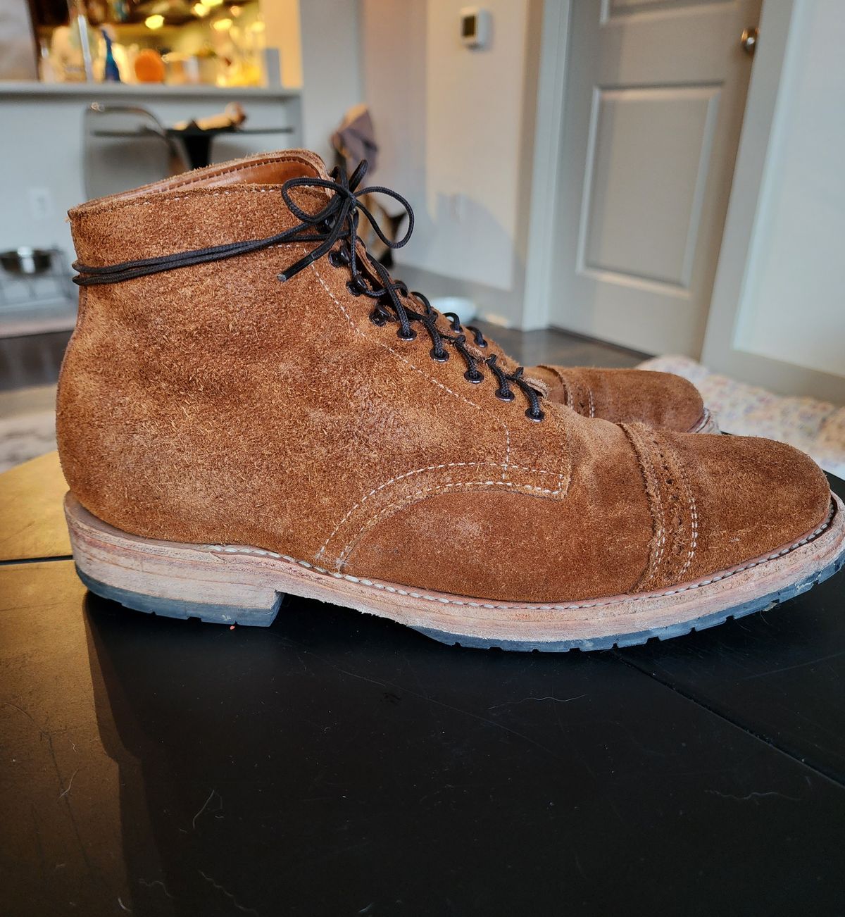 Photo by Rafy99 on January 4, 2023 of the White's Main Street Dress Toe Cap in Unlisted Leather.