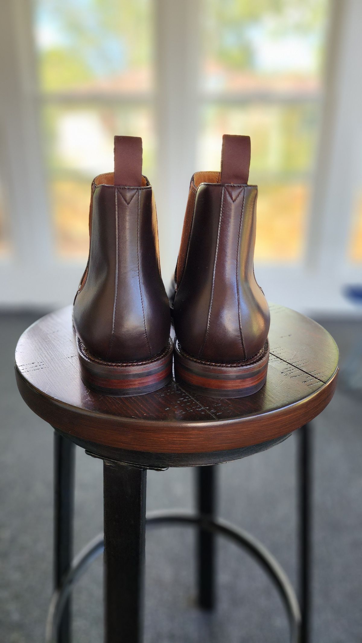 Photo by Rafy99 on October 11, 2023 of the Grant Stone Chelsea Boot in Chocolate Calf.