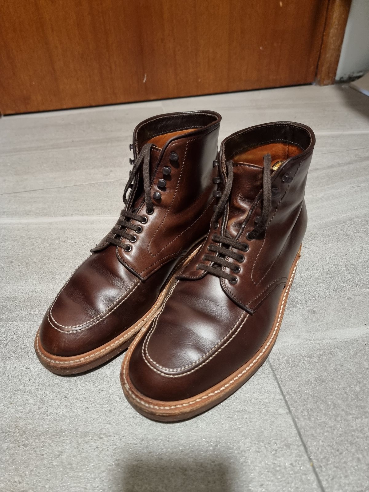 Photo by jelloshots on June 8, 2024 of the Alden Indy Boot in Horween Brown Chromexcel.