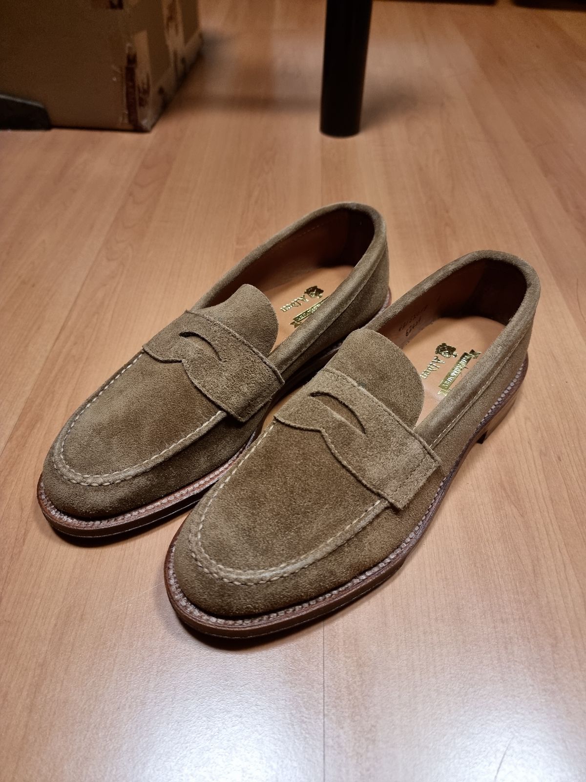 Photo by jelloshots on June 10, 2024 of the Alden Leisure Handsewn Penny Loafer in Snuff Suede.