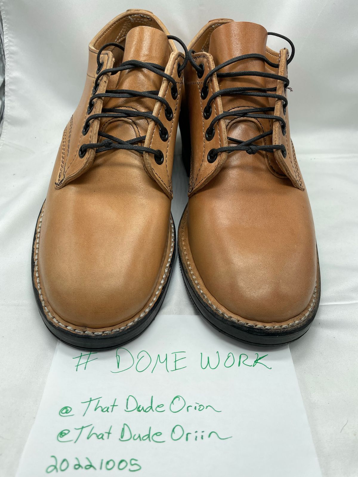 Photo by thatdudeorion on October 6, 2022 of the White's Oxford in Maryam Natural Horsebutt.