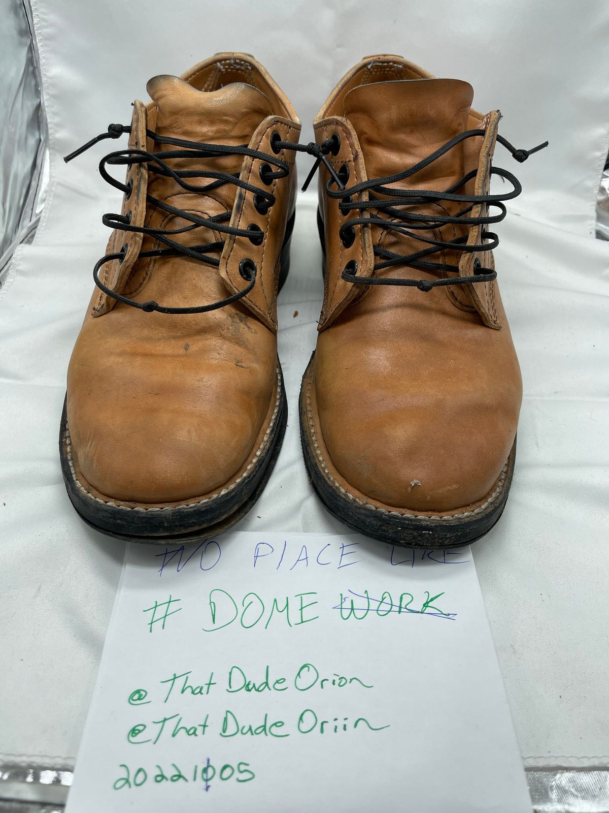 Photo by thatdudeorion on November 9, 2022 of the White's Oxford in Maryam Natural Horsebutt.