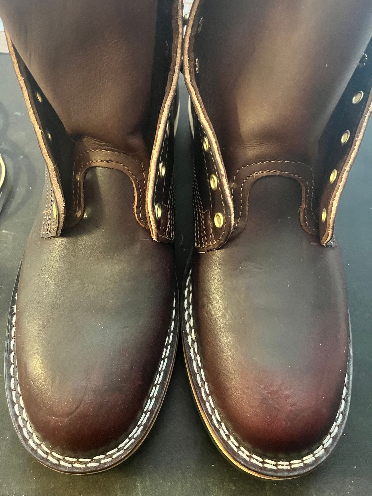 Photo by illclassico on September 28, 2023 of the Nicks Free Range in Wickett & Craig Burgundy Double Stuffed.