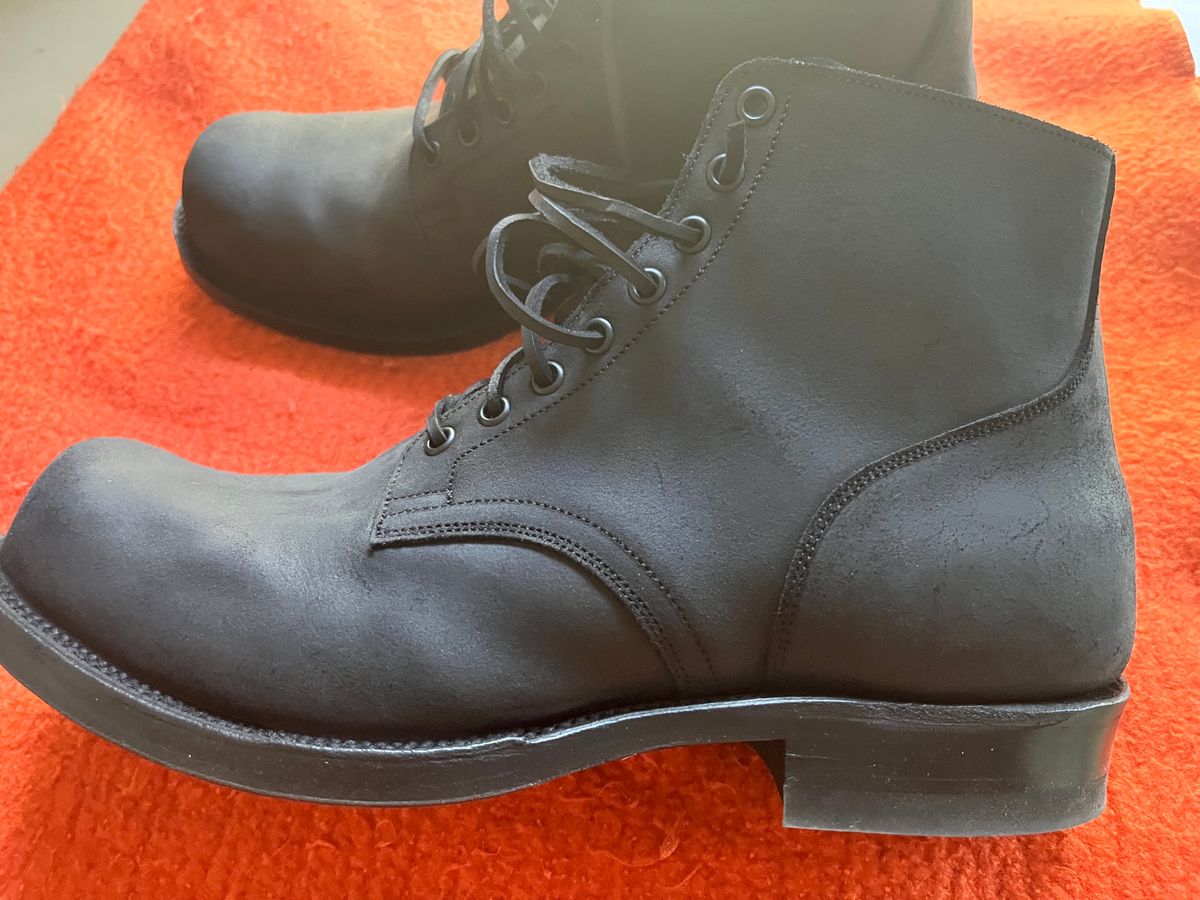 Photo by illclassico on September 15, 2023 of the Viberg Service Boot in C.F. Stead Black Waxy Commander Suede.