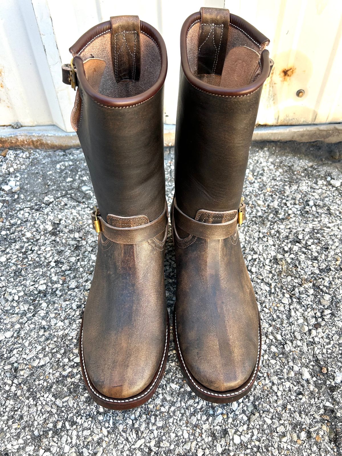 Photo by Everyone_else_fault on October 3, 2022 of the Unsung U 22-2 Engineer Boot in Wickett & Craig Natural Veg Tan.