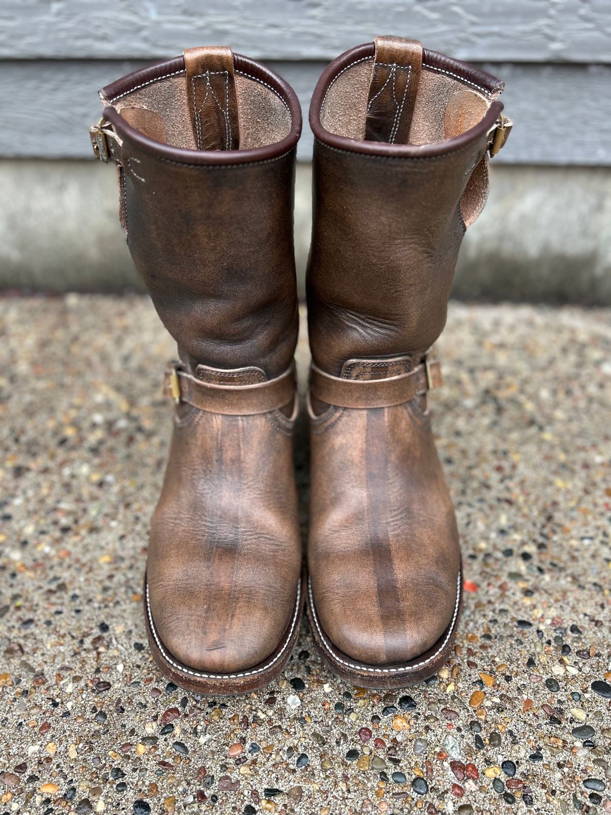 Photo by Everyone_else_fault on January 1, 2023 of the Unsung U 22-2 Engineer Boot in Wickett & Craig Natural Veg Tan.