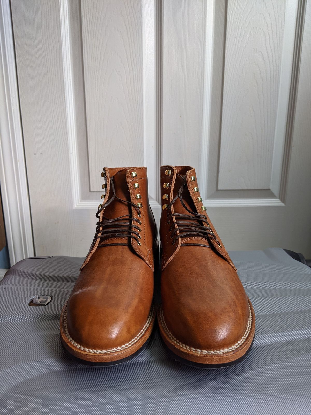 Photo by TropicalBroccoli on September 30, 2021 of the Viberg Service Boot in Conceria 800 Used Ciocio.