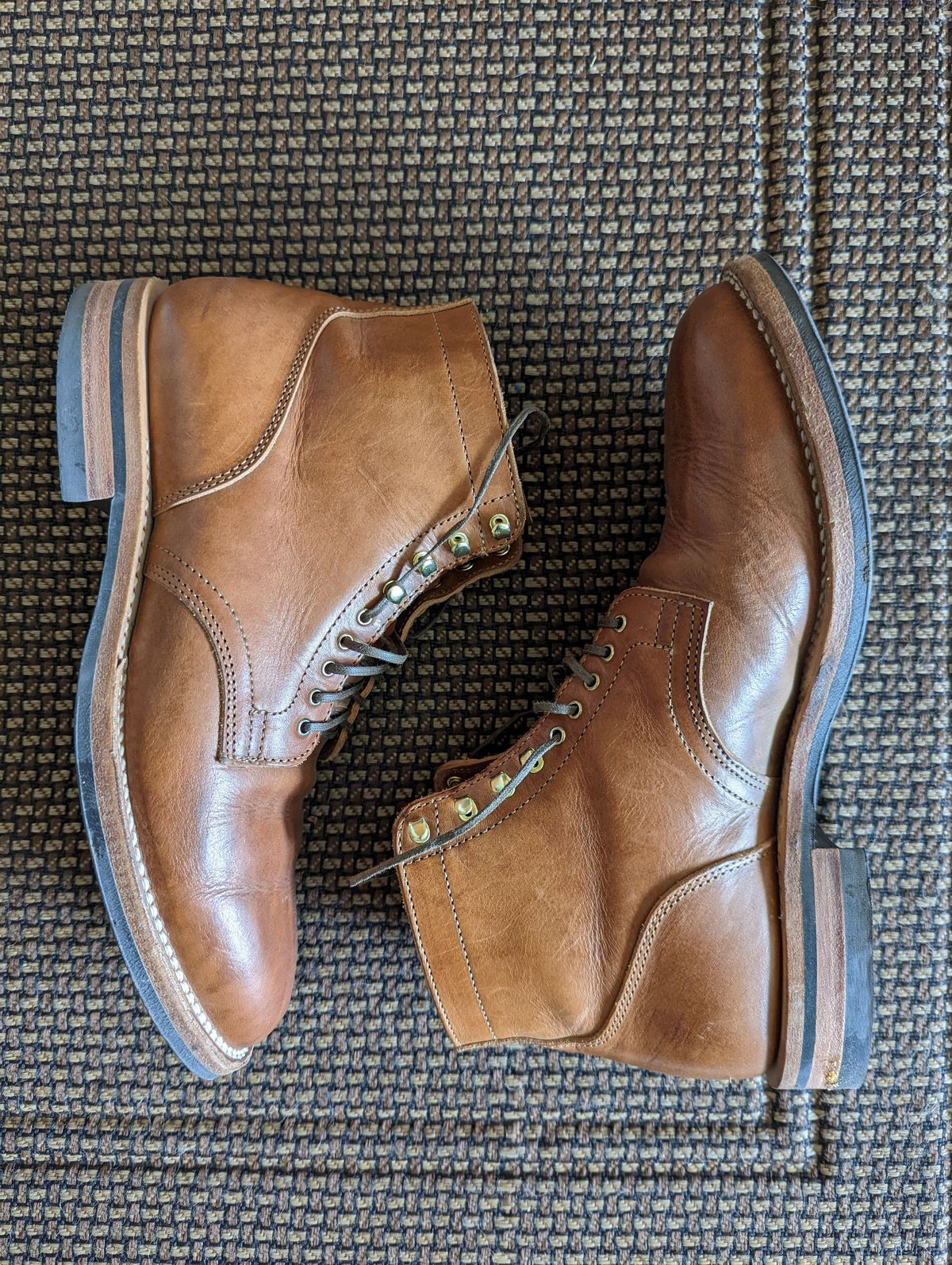 Photo by TropicalBroccoli on December 4, 2021 of the Viberg Service Boot in Conceria 800 Used Ciocio.