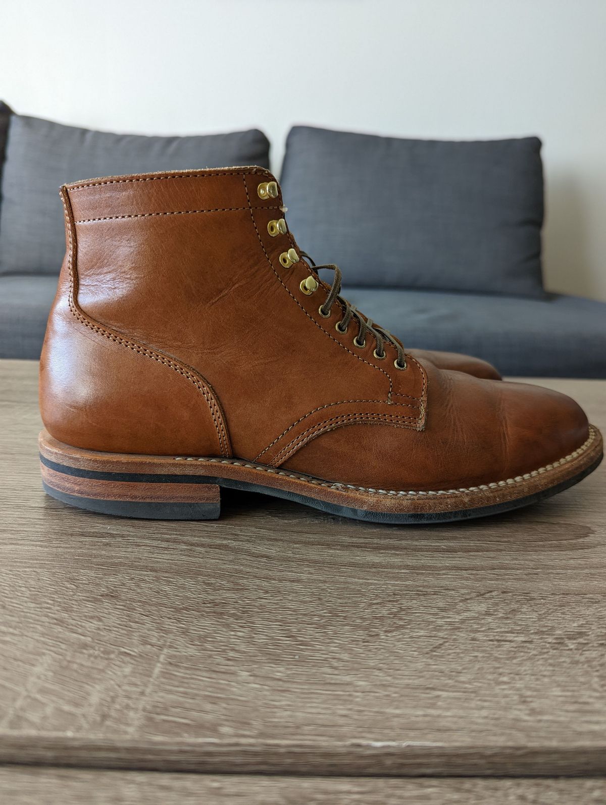 Photo by TropicalBroccoli on March 4, 2022 of the Viberg Service Boot in Conceria 800 Used Ciocio.