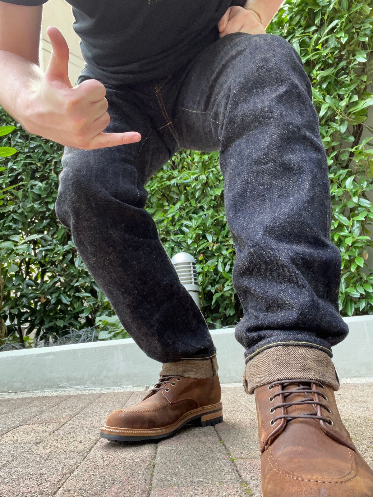 Photo by India_Actual on October 5, 2022 of the Parkhurst The Niagara in C.F. Stead Light Brown Waxy Commander Suede.