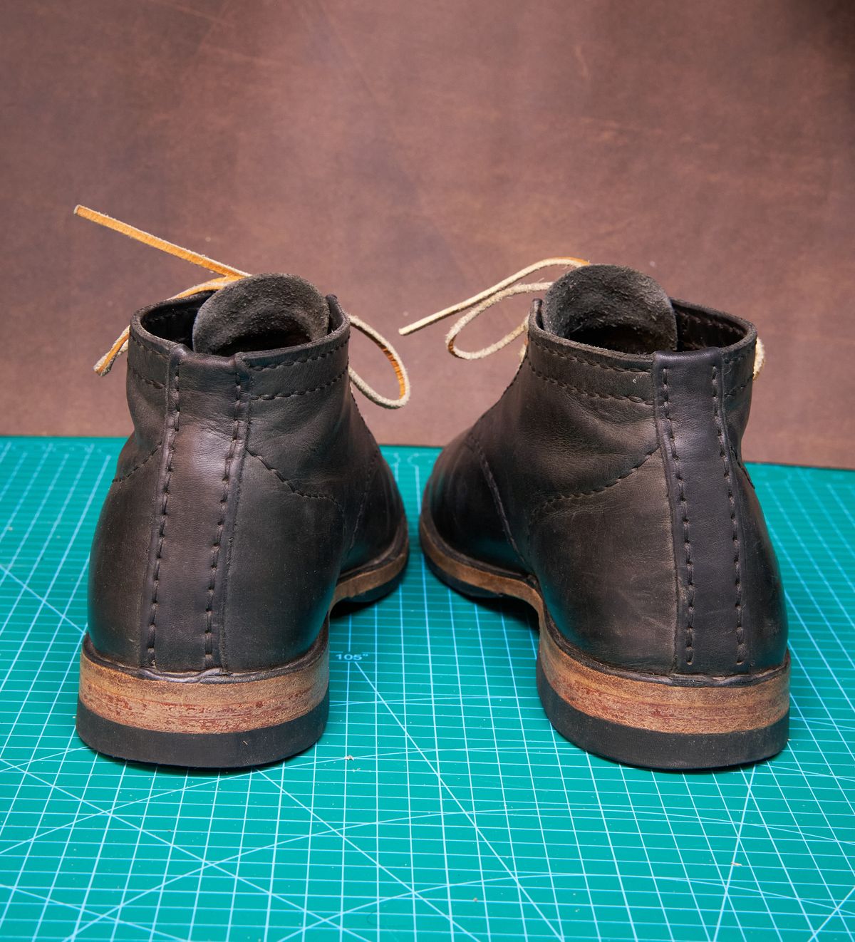 Photo by BobHendersonHB on February 5, 2023 of the Self-Made Service Boot in Horween Black Nantucket.