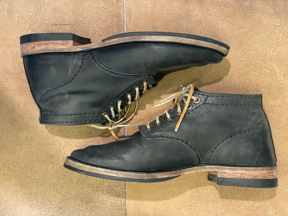 Photo by BobHendersonHB on April 5, 2023 of the Self-Made Service Boot in Horween Black Nantucket.