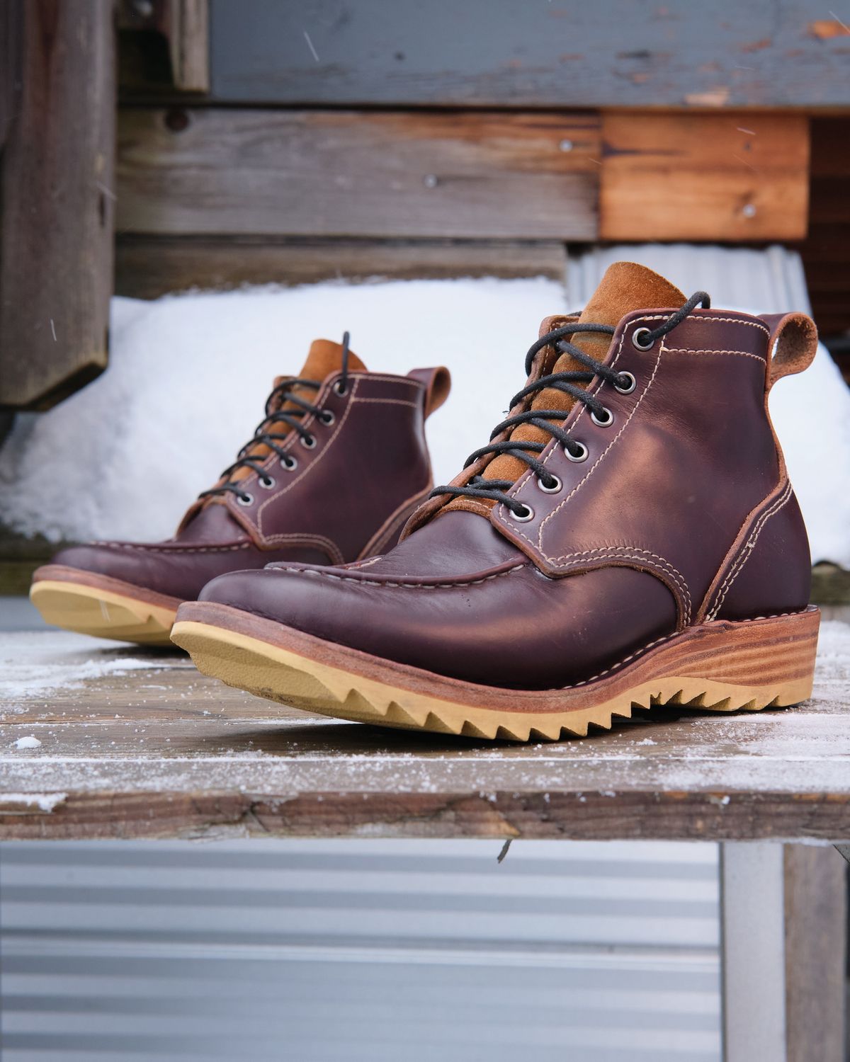 Photo by BobHendersonHB on December 3, 2023 of the BHHB Pull-Top Moc in Seidel Oxblood Double Shot.