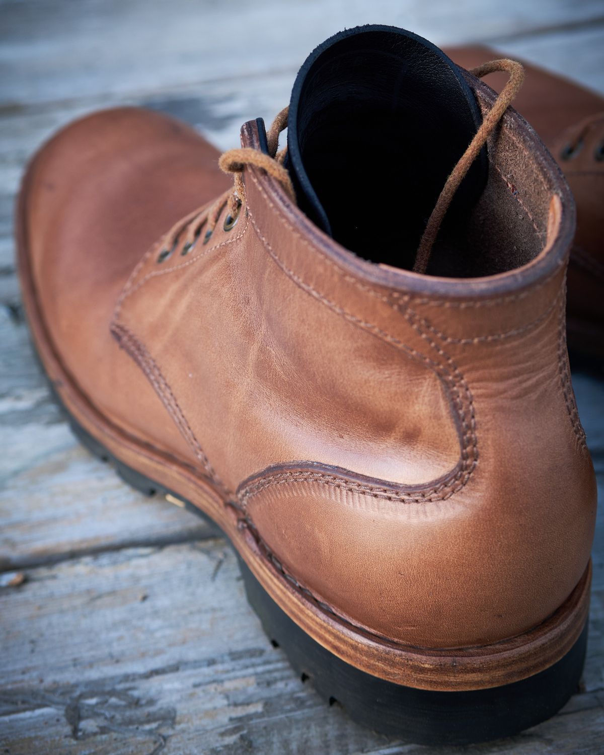 Photo by BobHendersonHB on October 29, 2023 of the BHHB Baller Collar Standard in Horween Natural Chromexcel.