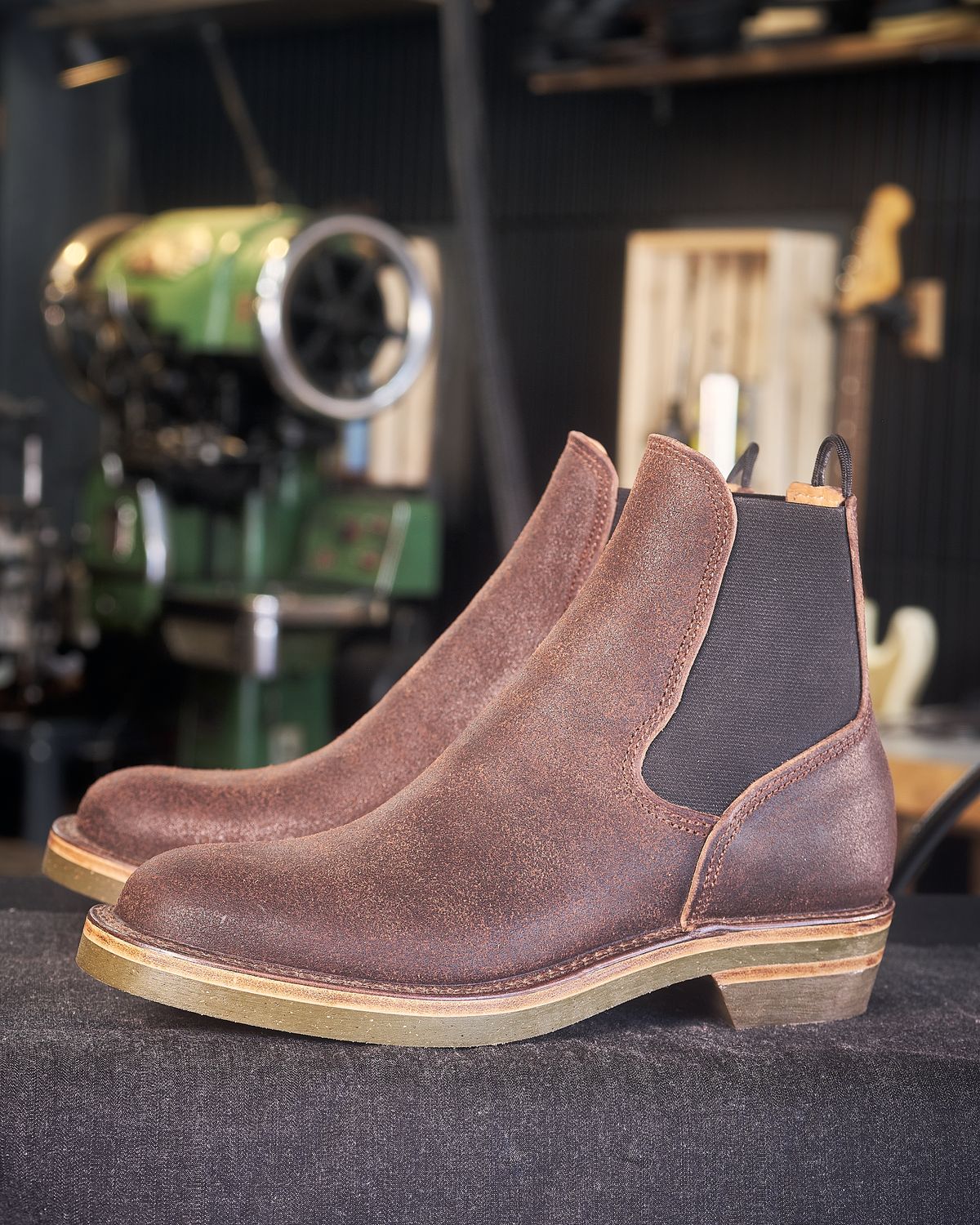 Photo by BobHendersonHB on October 4, 2025 of the BHHB Herridge Lane in Horween Washed Wax Flesh Brown.