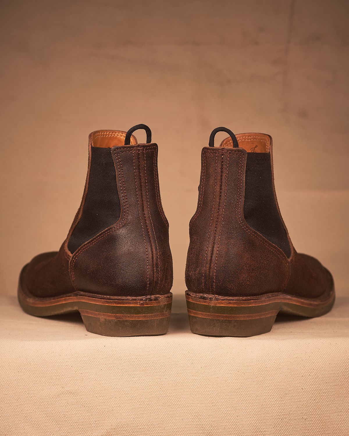 Photo by BobHendersonHB on January 5, 2026 of the BHHB Herridge Lane in Horween Washed Wax Flesh Brown.