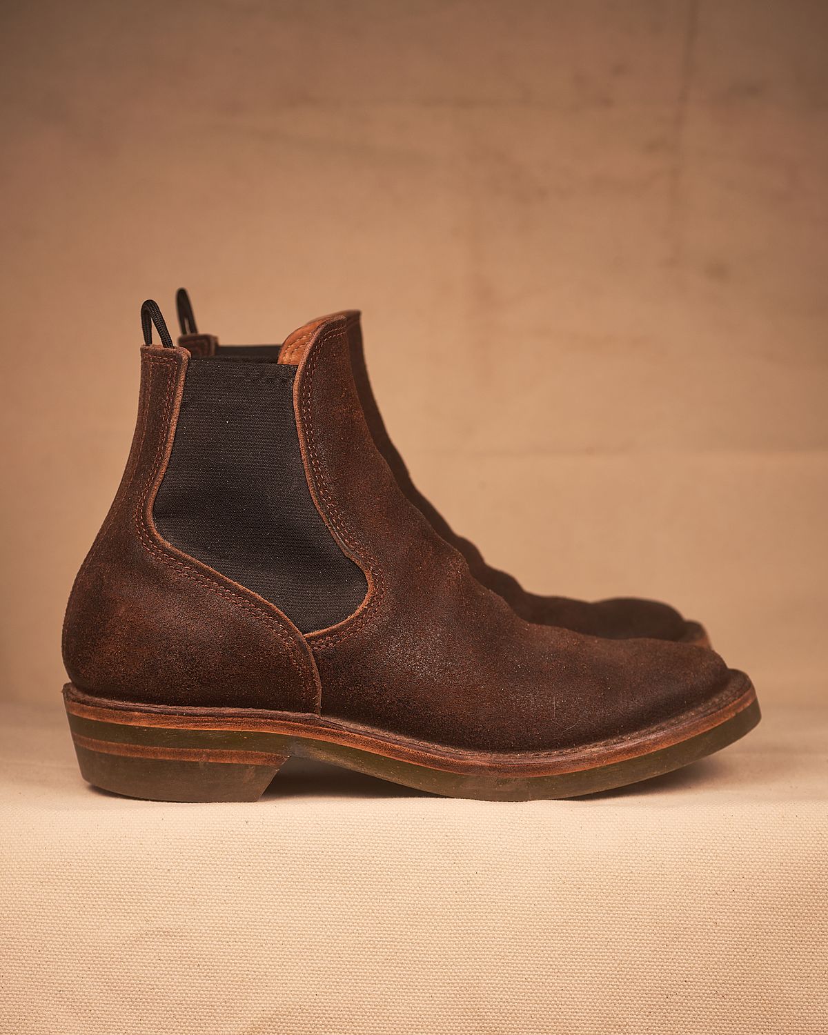 Photo by BobHendersonHB on January 5, 2026 of the BHHB Herridge Lane in Horween Washed Wax Flesh Brown.