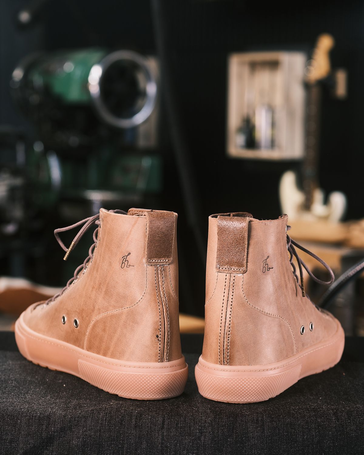 Photo by BobHendersonHB on October 2, 2025 of the BHHB Railtown Sneaker Boot in Horween Natural Wax Flesh Backside.