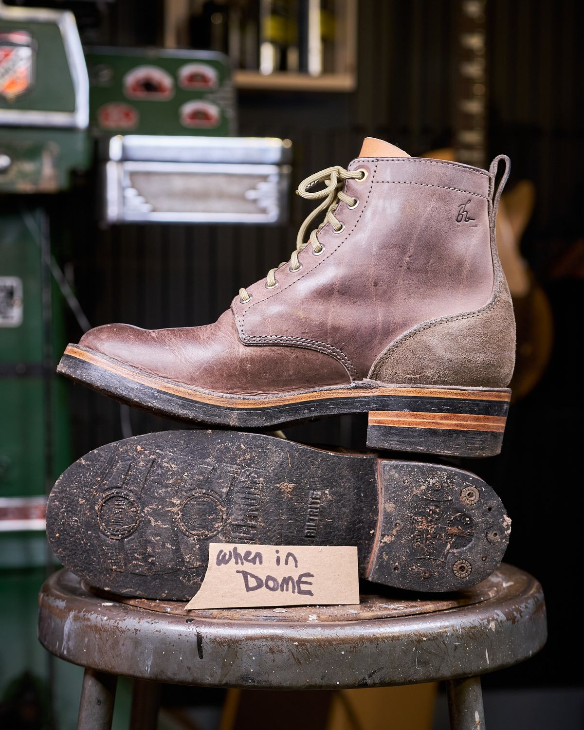 Photo by BobHendersonHB on November 2, 2024 of the BHHB 7 Hole Standard in Horween Steel Predator & Horween Toasted Tan Dublin.