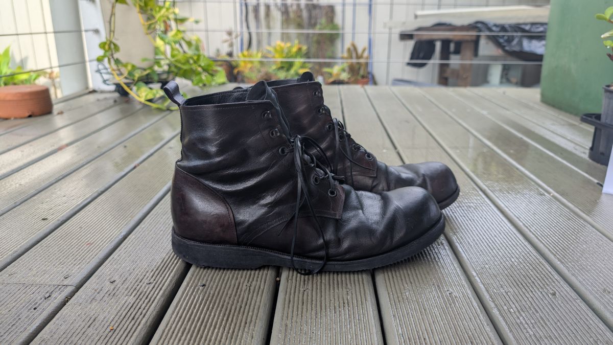 Photo by Togebough on November 1, 2025 of the Myself Dress boot style in Falconry Kangaroo Veg Tan (hand dyed Tan then black).