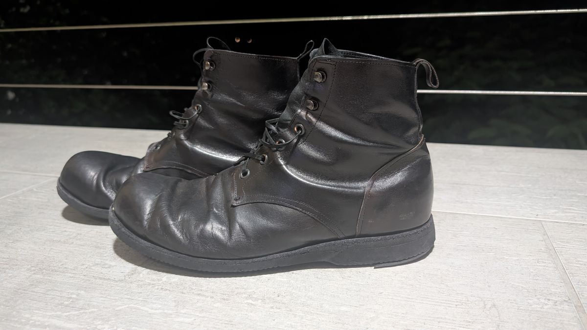 Photo by Togebough on January 5, 2026 of the Myself Dress boot style in Falconry Kangaroo Veg Tan (hand dyed Tan then black).