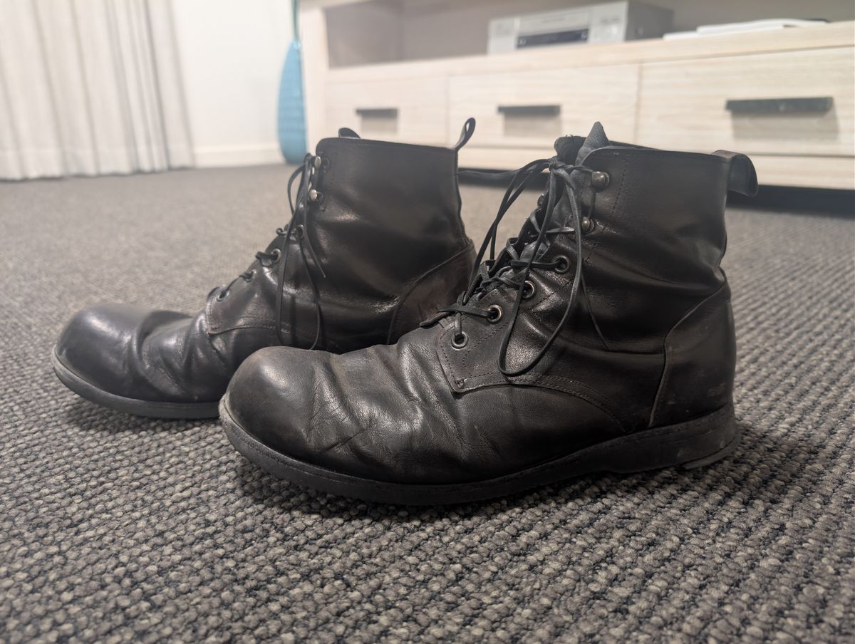 Photo by Togebough on February 5, 2026 of the Myself Dress boot style in Falconry Kangaroo Veg Tan (hand dyed Tan then black).