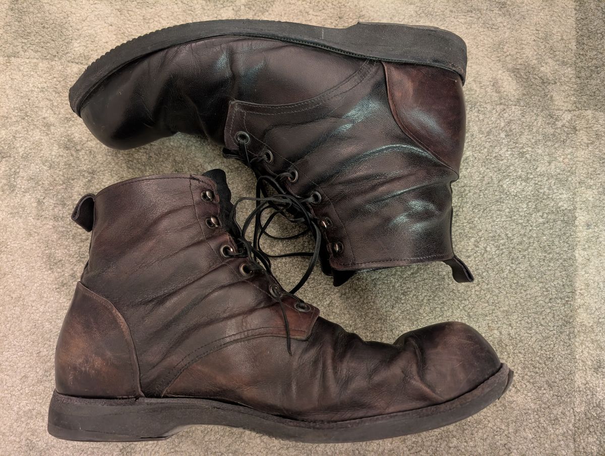 Photo by Togebough on March 3, 2026 of the Myself Dress boot style in Falconry Kangaroo Veg Tan (hand dyed Tan then black).