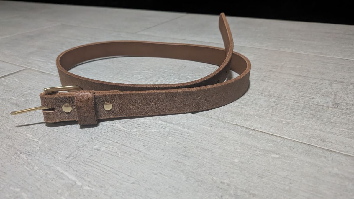 Photo by Togebough on January 5, 2026 of the Nicks Nicks Classic Work Belt in Seidel 1964 Tan Roughout.