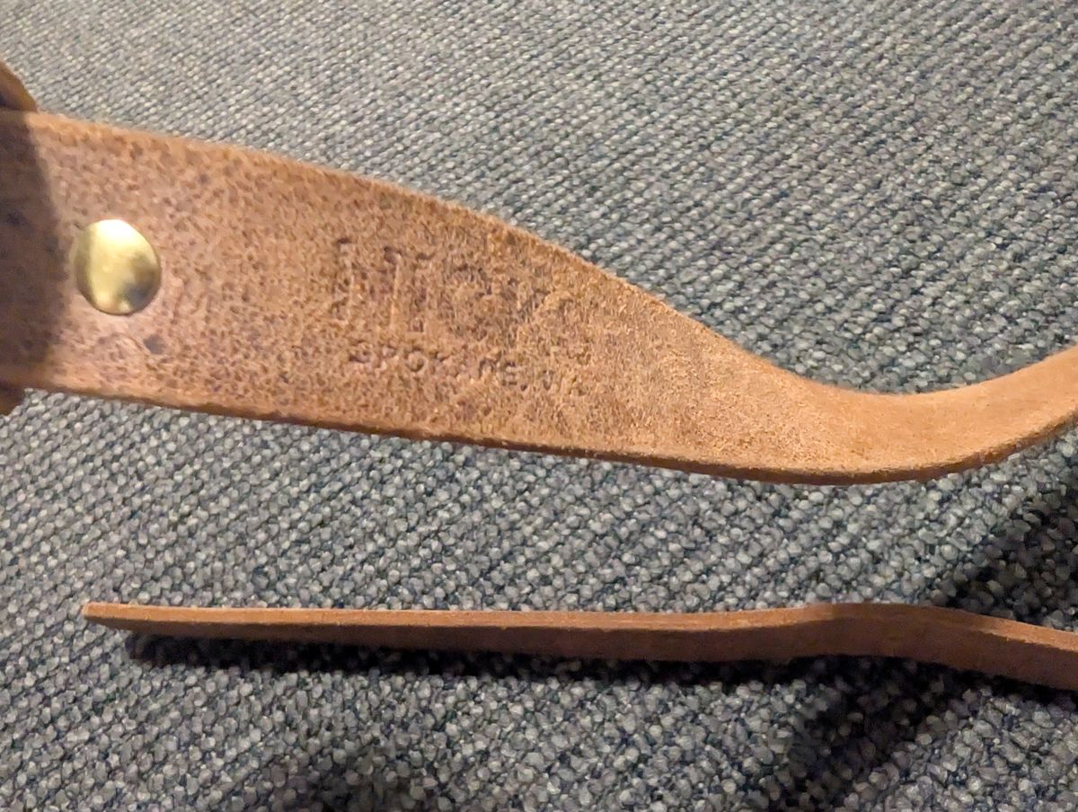 Photo by Togebough on February 5, 2026 of the Nicks Nicks Classic Work Belt in Seidel 1964 Tan Roughout.