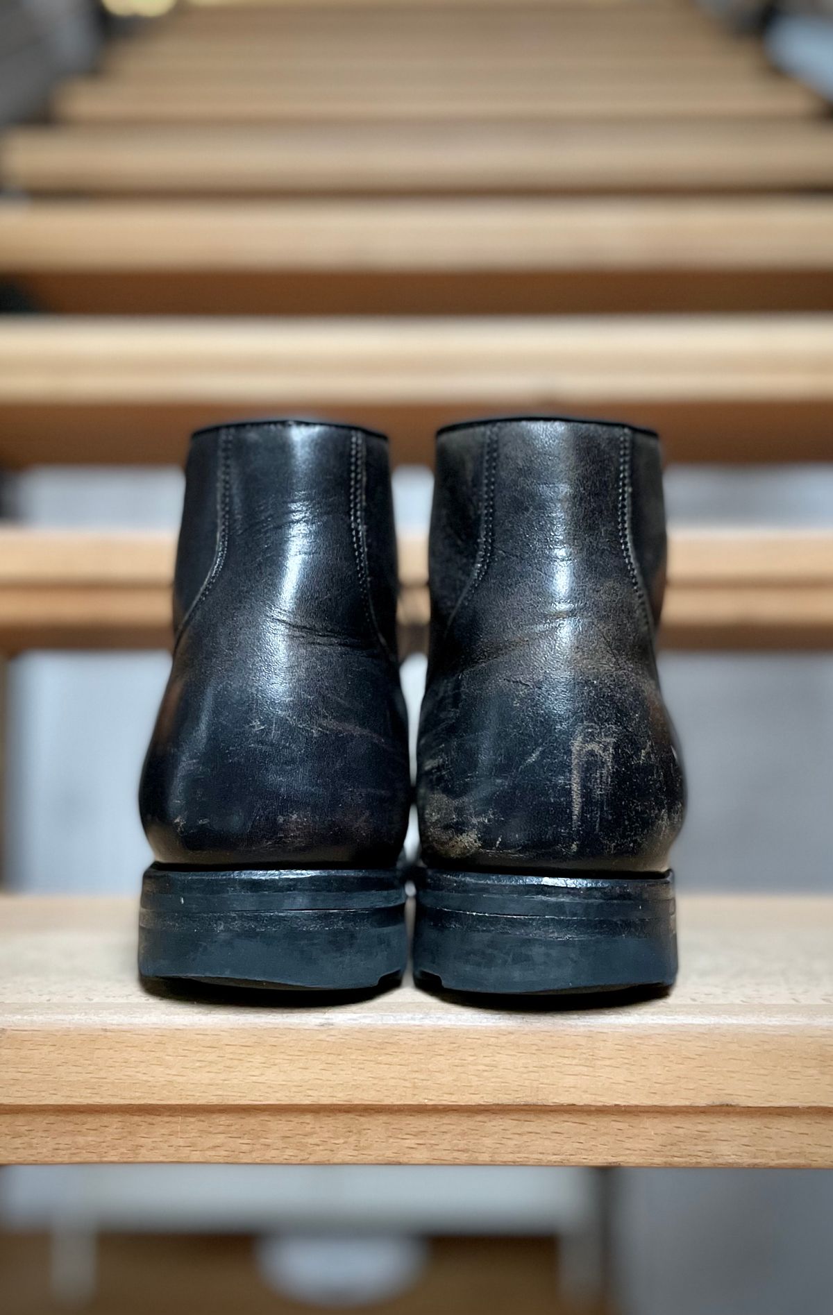 Photo by fritzbaargeld on February 4, 2023 of the Viberg Service Boot in Shinki Black Oiled Horsebutt.