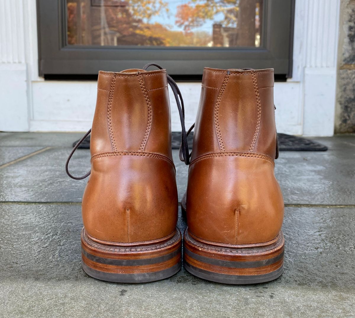 Photo by ouroboros3031 on November 6, 2022 of the Grant Stone Ottawa Boot in Horween Honey Glazed Shell Cordovan.
