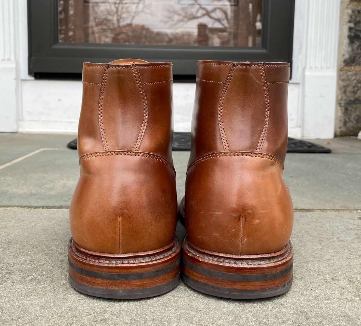 Photo by ouroboros3031 on December 6, 2022 of the Grant Stone Ottawa Boot in Horween Honey Glazed Shell Cordovan.