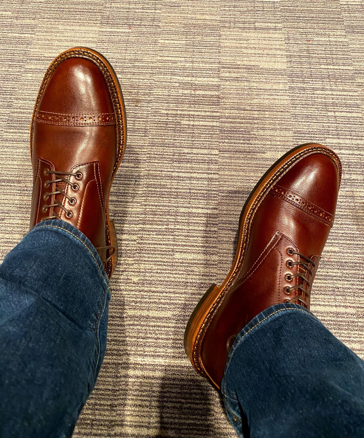Photo by ouroboros3031 on October 3, 2022 of the Oak Street Bootmakers Lakeshore Boot in Unlisted Leather.