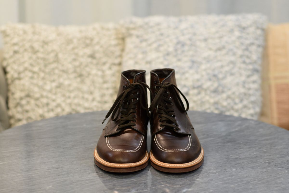 Photo by Louishere on October 6, 2022 of the Alden Indy Boot in Horween Brown Chromexcel.