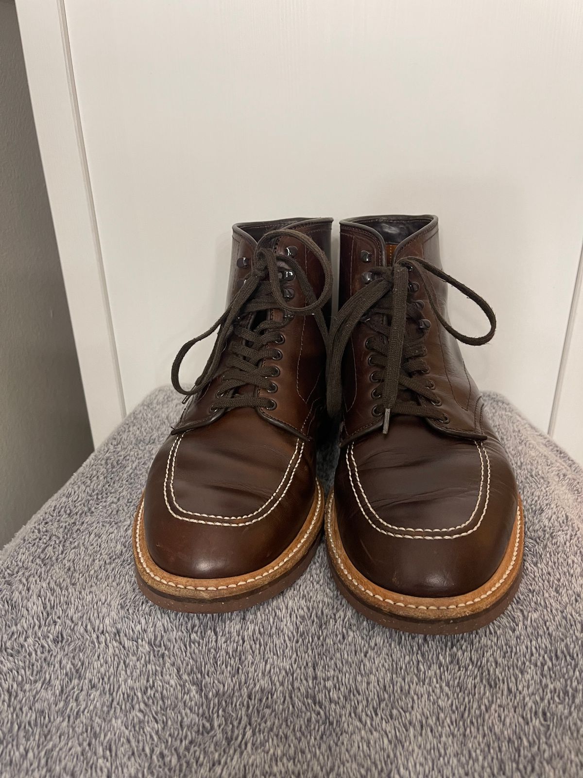 Photo by Louishere on December 6, 2022 of the Alden Indy Boot in Horween Brown Chromexcel.