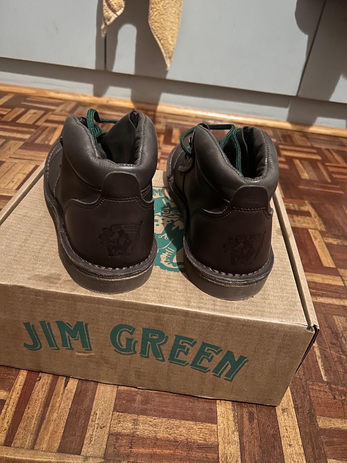 Photo by DirkBotes on October 10, 2023 of the Jim Green African Ranger in Brown Full Grain.