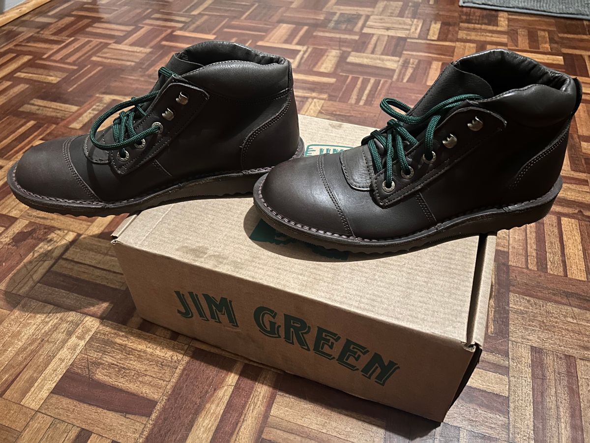 Photo by DirkBotes on October 10, 2023 of the Jim Green African Ranger in Brown Full Grain.