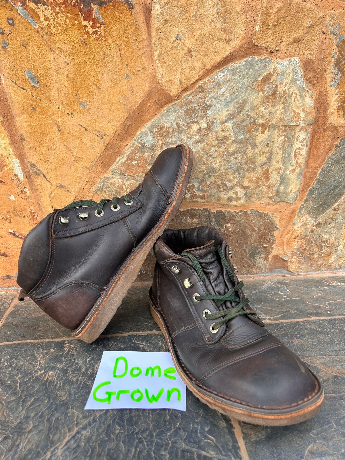 Photo by DirkBotes on November 5, 2023 of the Jim Green African Ranger in Brown Full Grain.