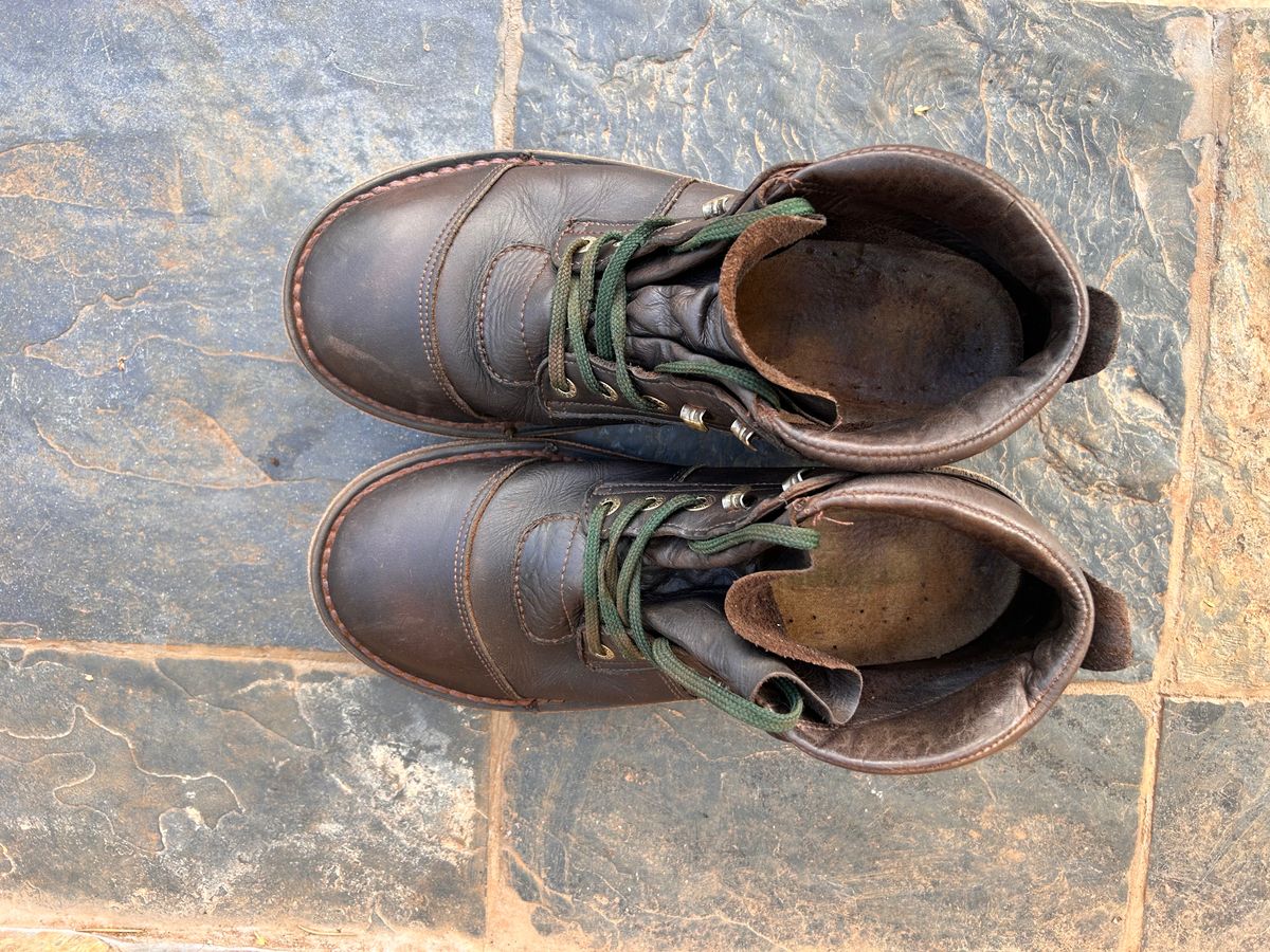 Photo by DirkBotes on November 5, 2023 of the Jim Green African Ranger in Brown Full Grain.