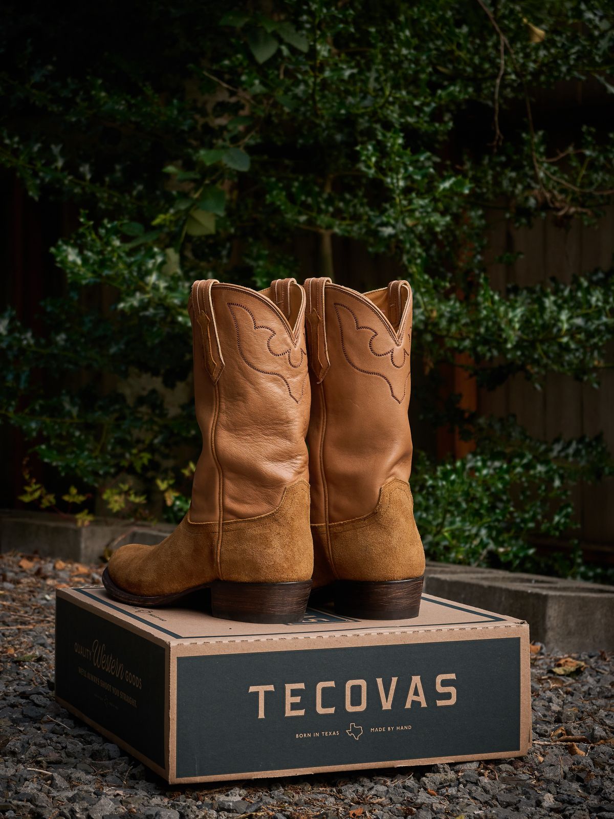 Photo by switch on August 28, 2023 of the Tecovas The Thomas Rhett Gregory in Spice Roughout.