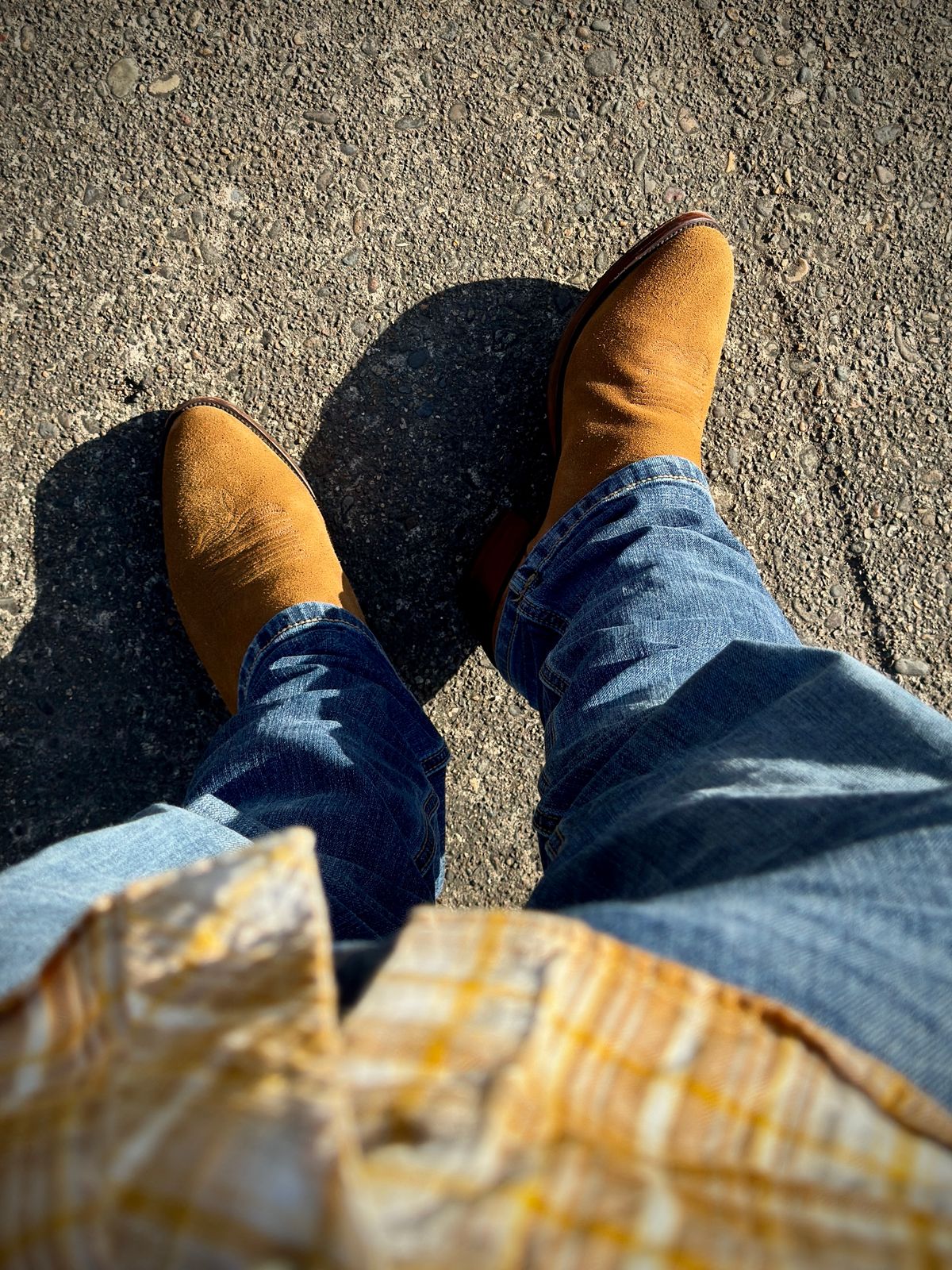 Photo by switch on May 8, 2025 of the Ariat Bench Made James in Oiled Tan Roughout.