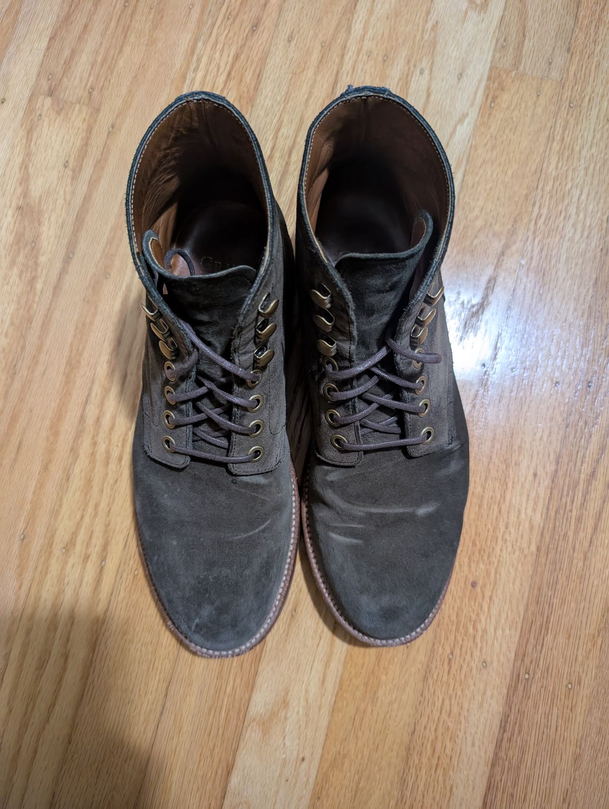 Photo by li.40 on January 6, 2025 of the Grant Stone Diesel Boot in C.F. Stead Loden Janus Calf Suede.
