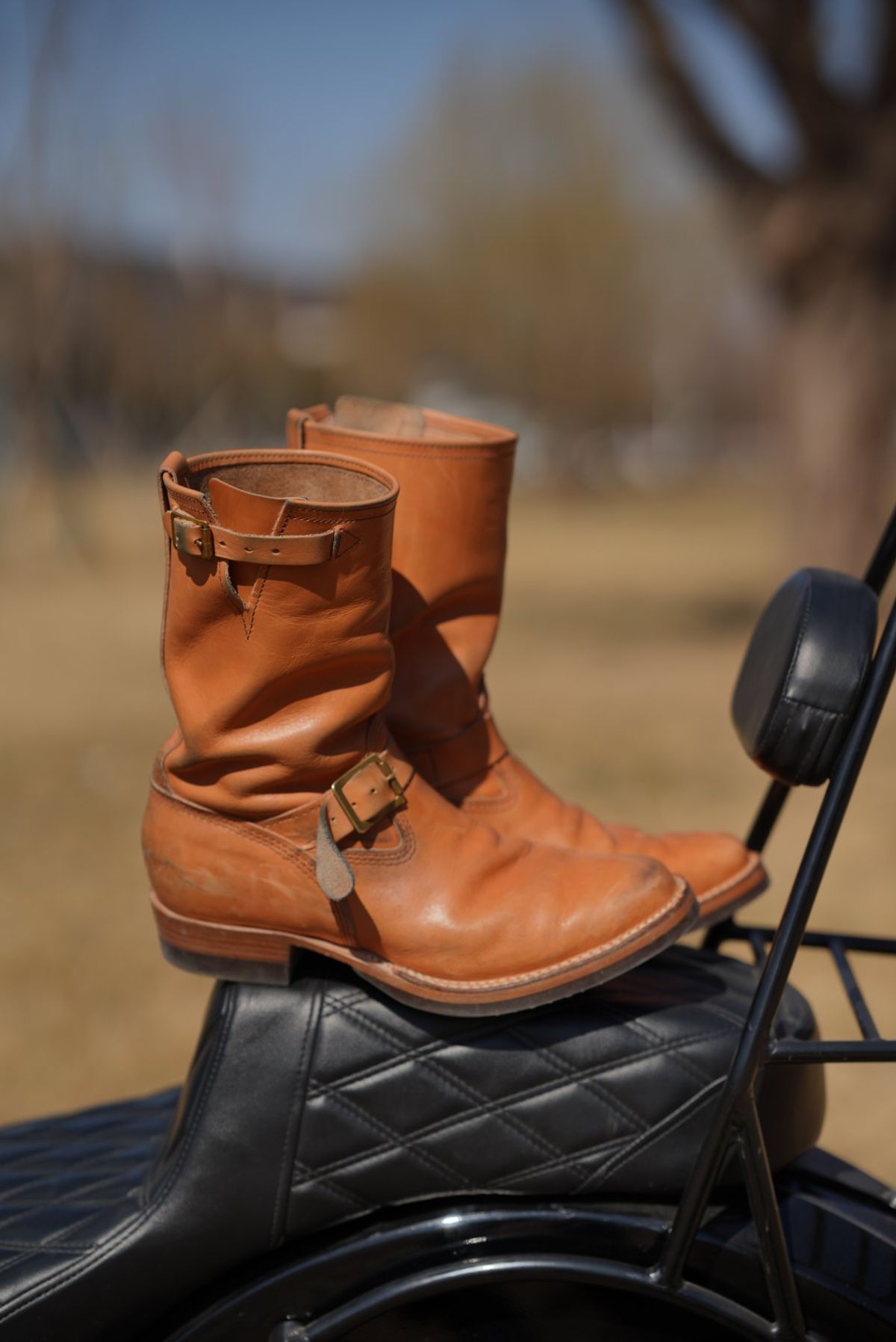 Photo by boot_gazer on March 5, 2025 of the Wesco Boss Engineer Boot in Horween Natural Essex.
