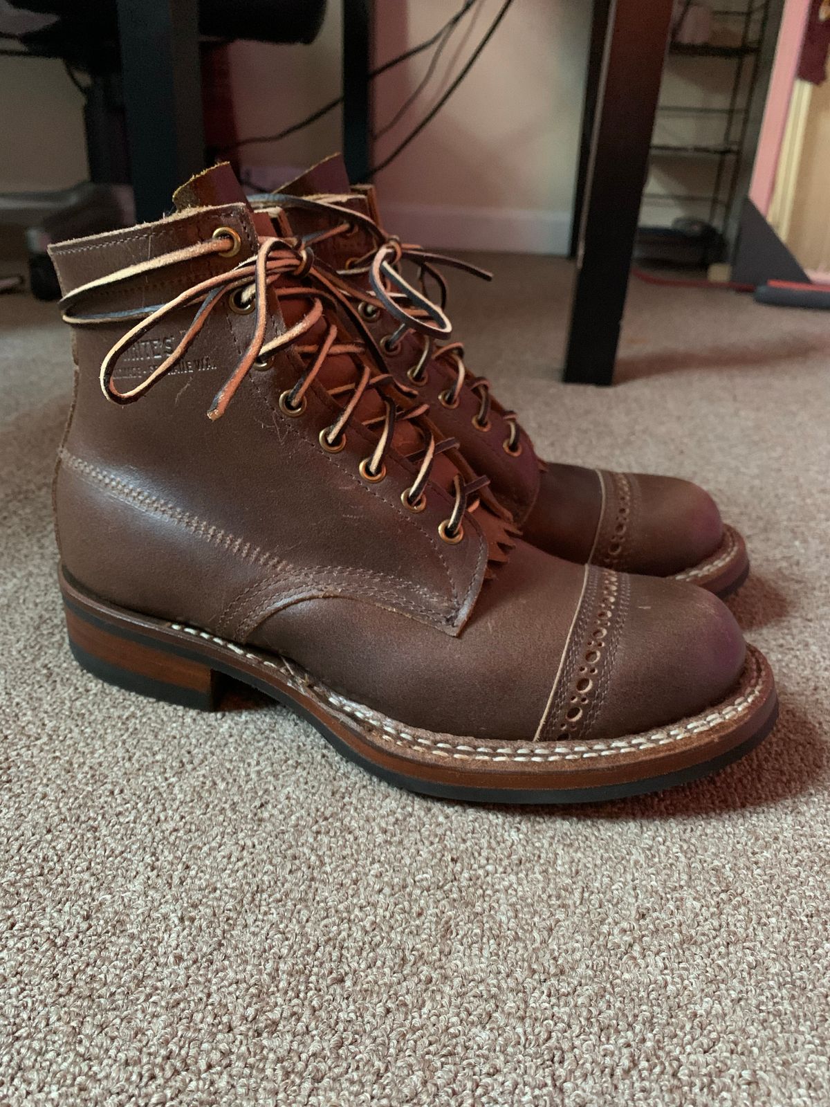 Photo by ivvn10 on October 5, 2022 of the White's 350 Cruiser in Horween Natural Waxed Flesh.